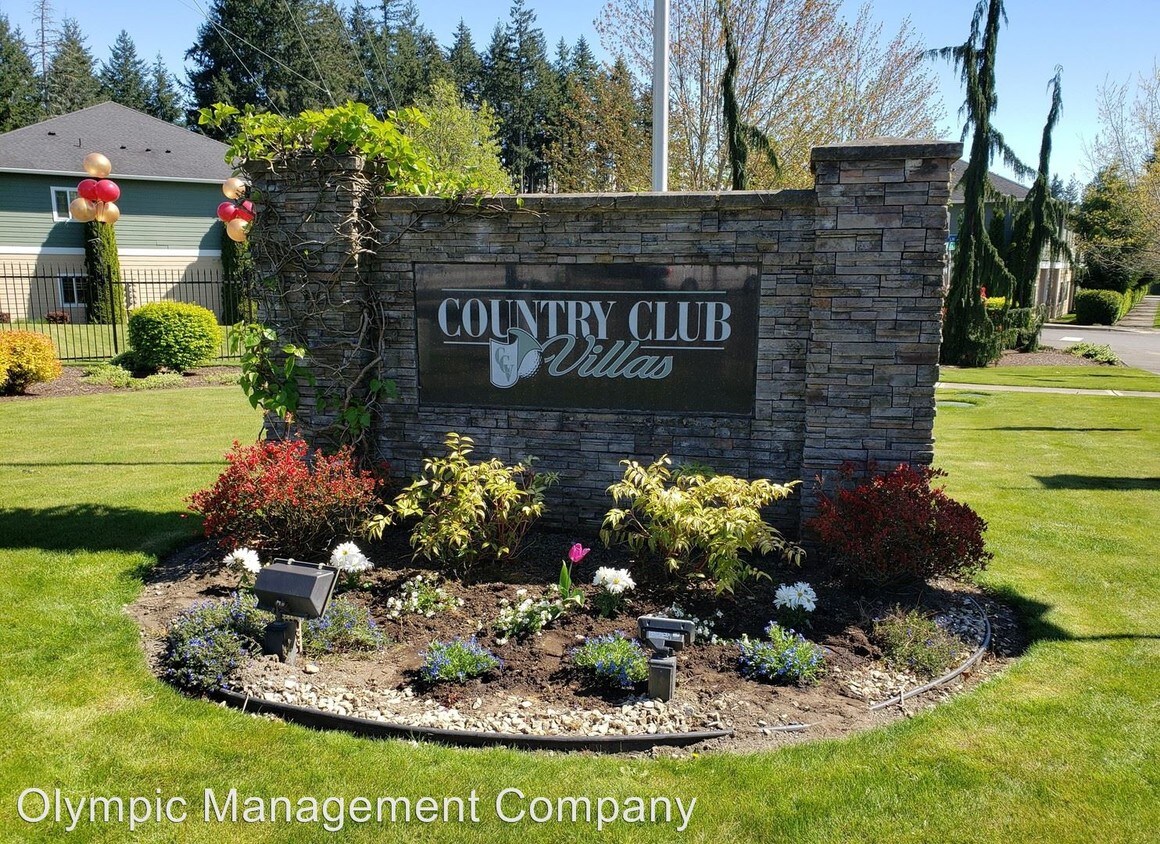 Primary Photo - 5900 Troon Ln SE