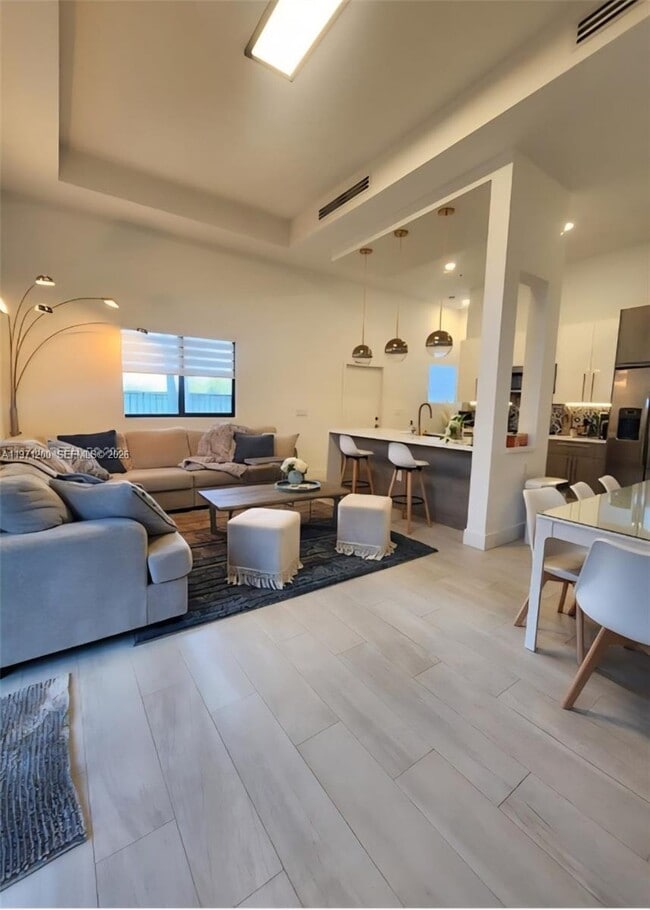 Foto del edificio - 929 NW 45th Terrace