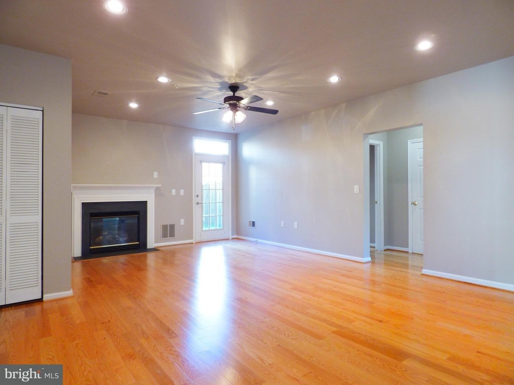 2486 Revere Ct Unit N/A, Crofton, MD 21114 Condo for Rent in Crofton