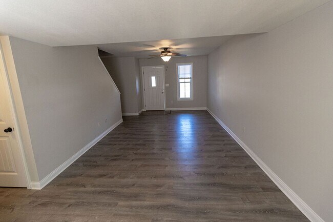 Foto del edificio - 4700 Dehaven Dr