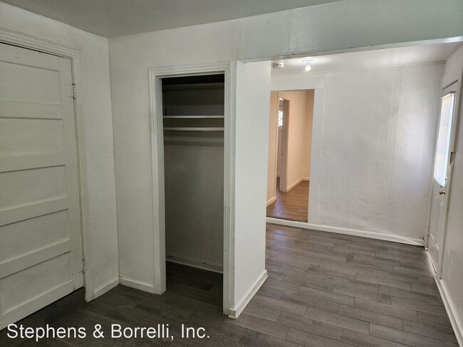 Building Photo - 1 br, 1 bath House - 555 1st Ave #B