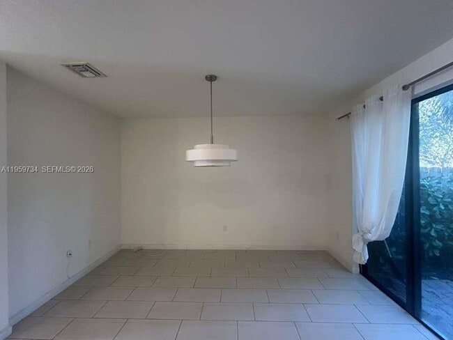 Building Photo - 6501 N Anise Ct