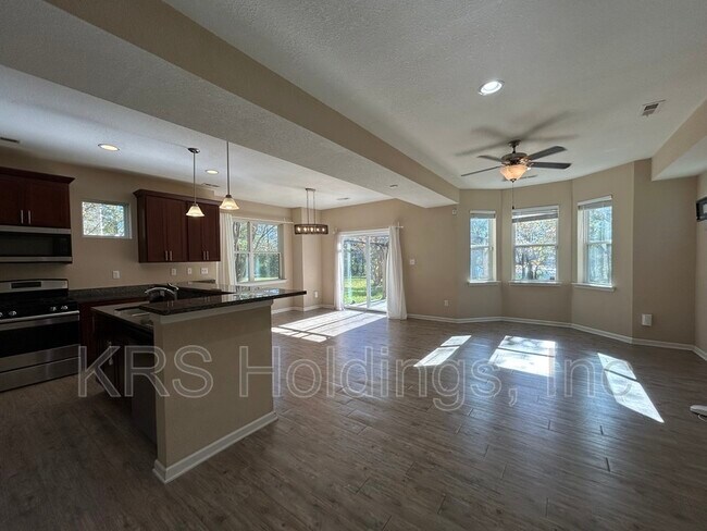 Foto del edificio - 1763 Jason Ave