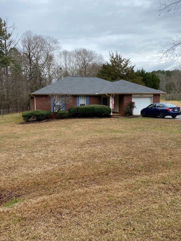 Primary Photo - East Athens Single-Family Home