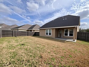 Building Photo - 5803 Dunsmore Bnd Trl