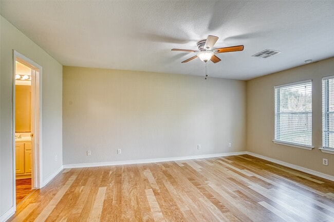 Building Photo - 9410 Stoneridge Canyon Ln