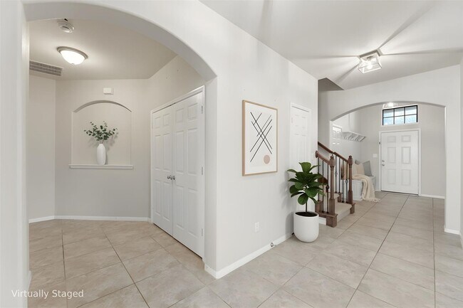 Foto del edificio - 5531 Drumlin Field Way