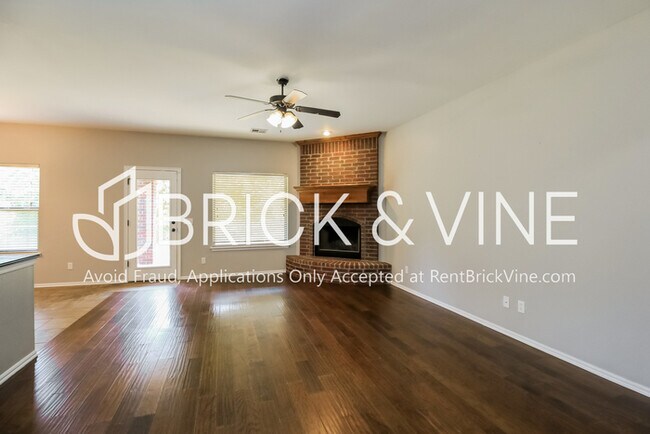 Foto del edificio - 8624 Mallard Lane