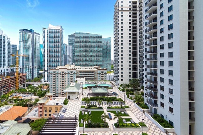 Foto del edificio - 55 SW 9th St
