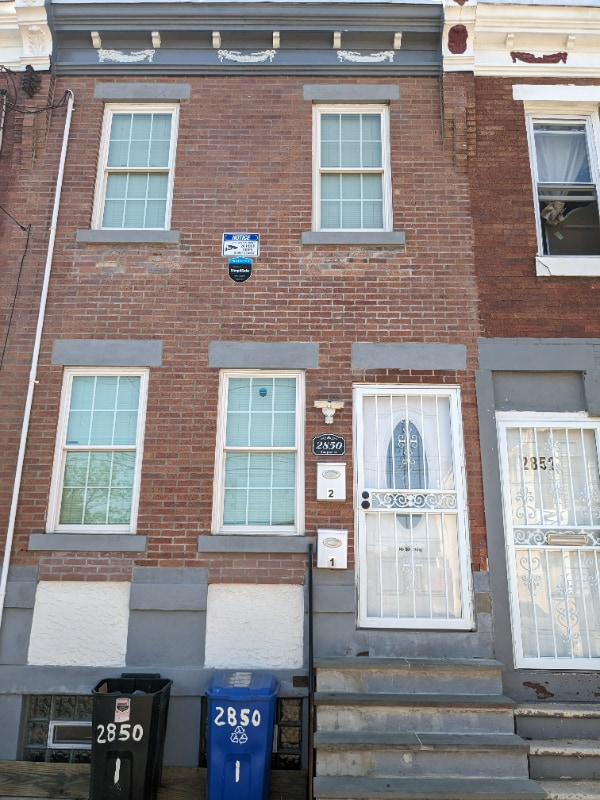 Building Photo - 2850 Jasper St