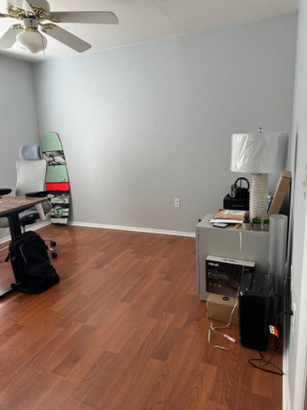 Building Photo - 4000 SW 23rd St