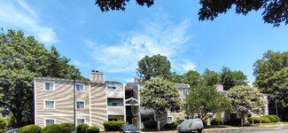 Building Photo - 600 Reusens Rd