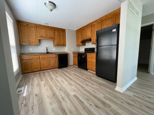 Foto del edificio - 3838 N 123rd St