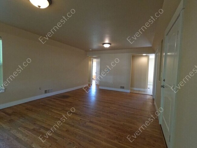 Foto del edificio - 2224 10th Ave