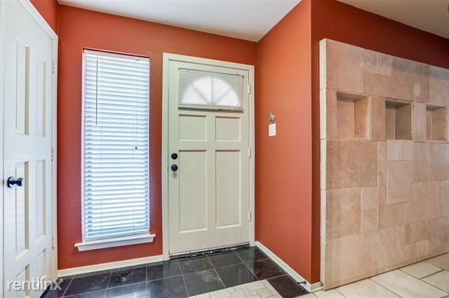 Building Photo - 3 br, 2 bath House - 1136 Forest Ridge Drive