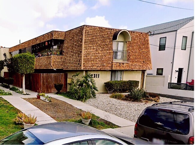 Foto del edificio - 2311 Carnegie Ln