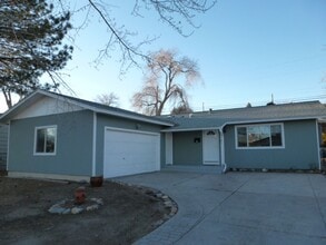 Building Photo - 1461 Surf Way