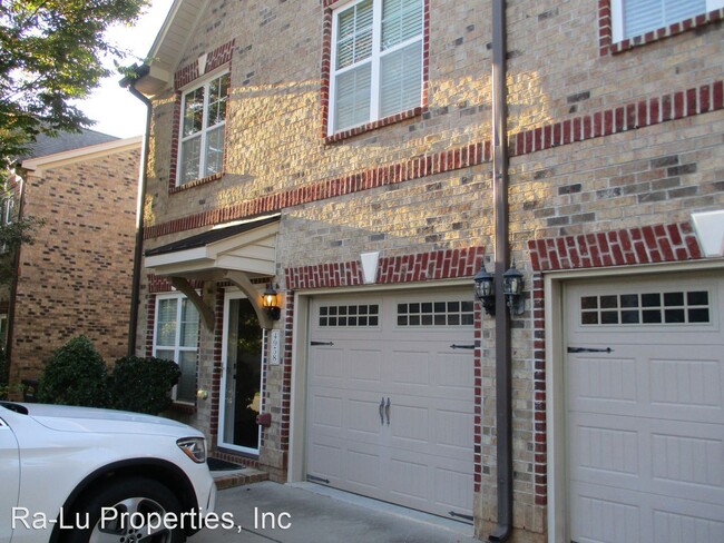 Building Photo - 2 br, 2.5 bath House - 4958 Wyngate Villag...