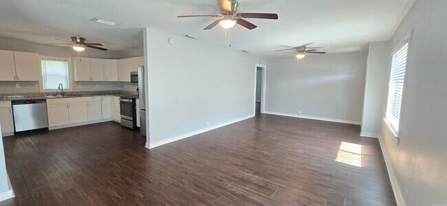 Foto del edificio - 500 SW 4th St