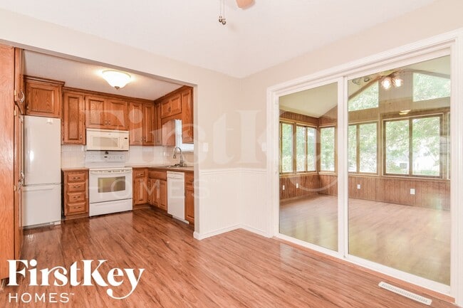 Foto del edificio - 211 N Cleveland Ave