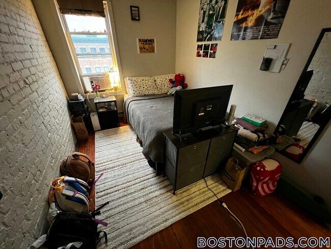 Foto del edificio - 892 Huntington Ave