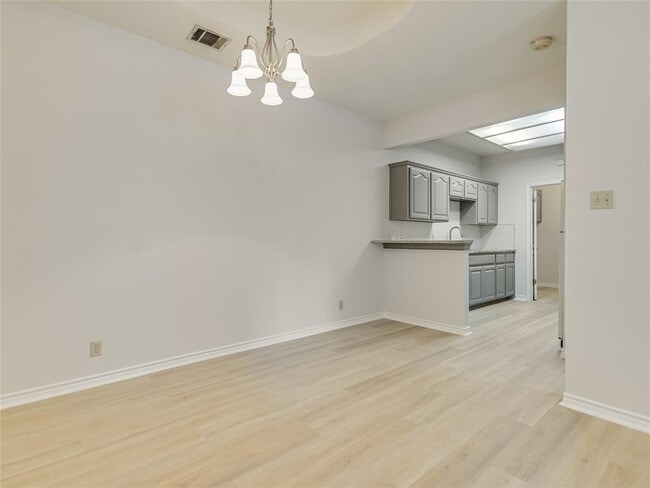 Foto del edificio - 2601 Riddle Rd