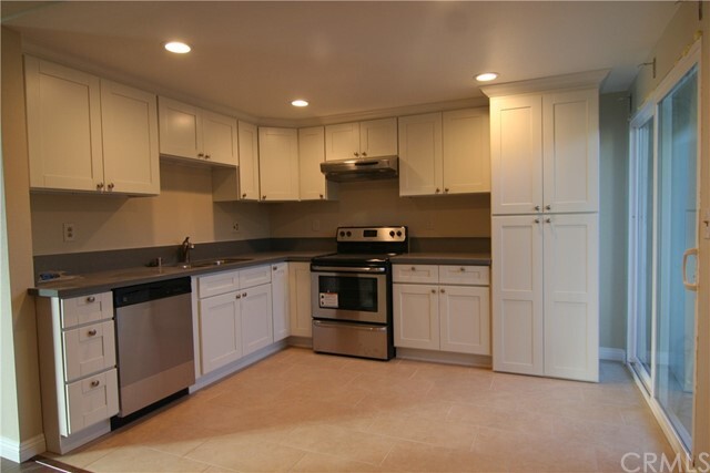 Building Photo - 14292 Red Hill Ave