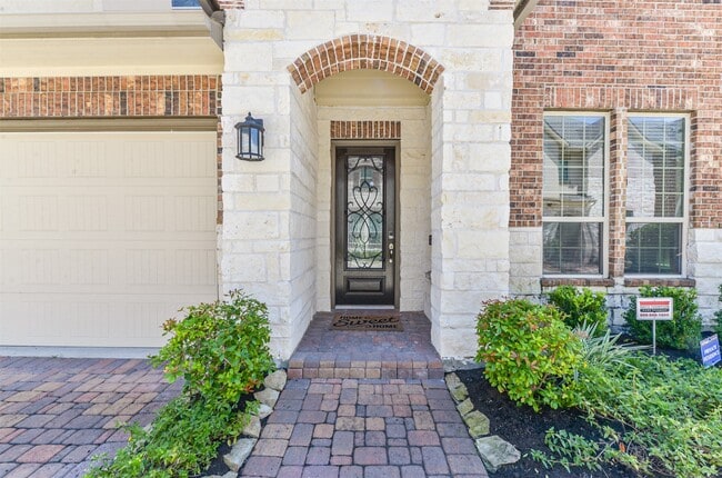 Building Photo - 18311 Harmony Bluff Ln