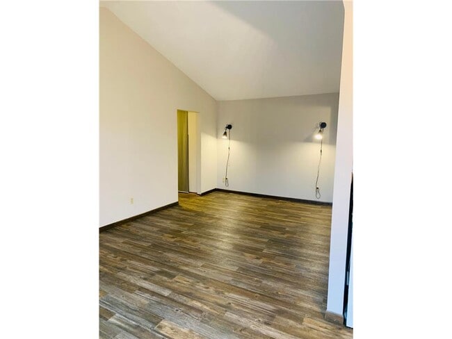 Foto del edificio - 932 Westbrooke Way