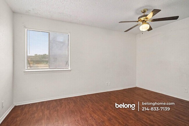Building Photo - 232 Shady Ln Dr