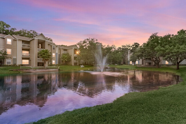 Building Photo - Azula Gardens