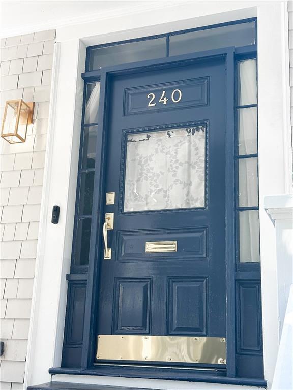 Primary Photo - 240 Wood St