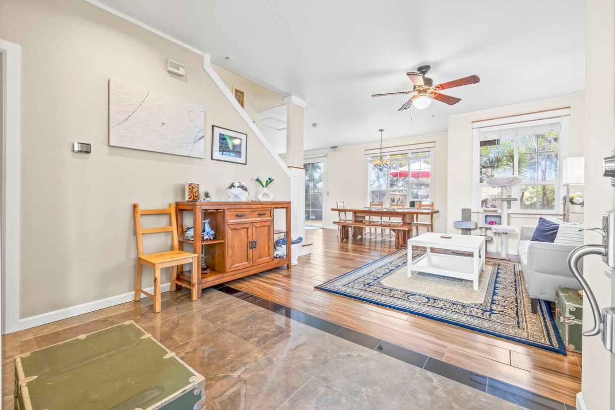 Photo - 91-1087-1087 Maulihiwa St (Kapolei, HI)