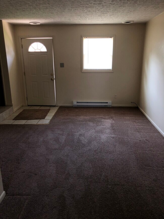 Foto del edificio - 342 E Market St