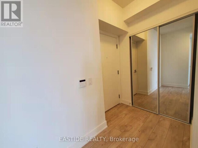 Building Photo - 70 Annie Craig Dr