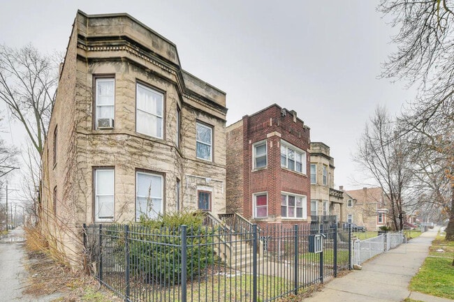 Foto del edificio - 7442 S Ingleside Ave
