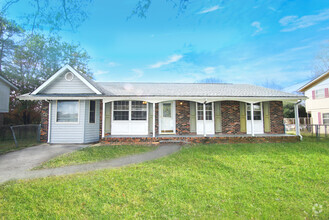 Building Photo - 3615 Marymont Dr NW