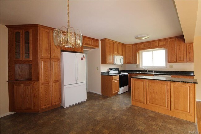 Building Photo - 5286 Church Hill Dr