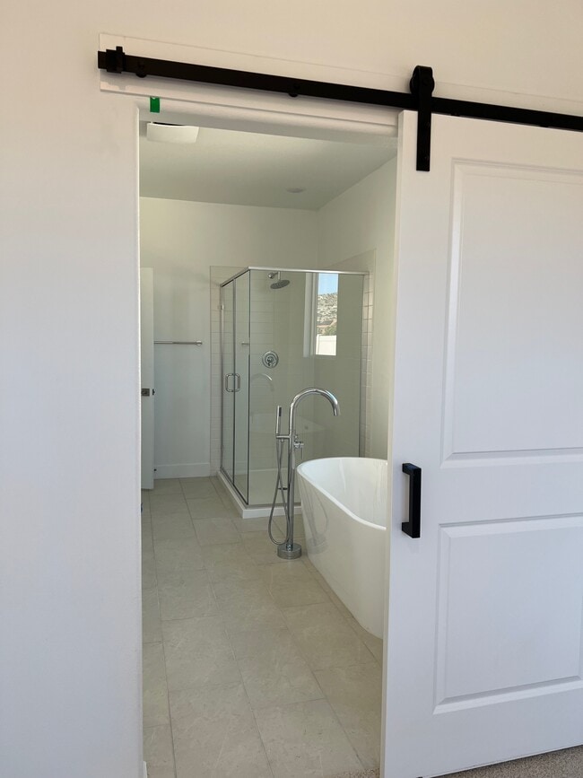 master bathroom - 1840 Vincent Dr