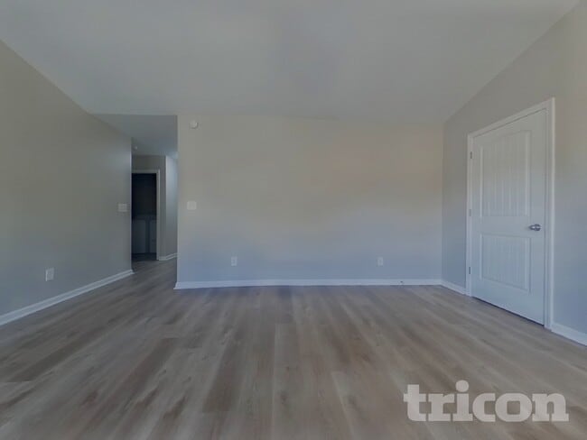 Building Photo - 316 Meadow Vista Ln