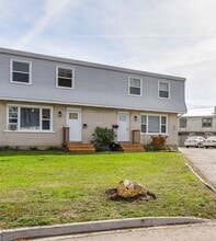 Building Photo - 821 Barbara Ct