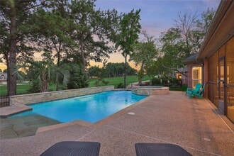 Building Photo - 16 Waterberry Way