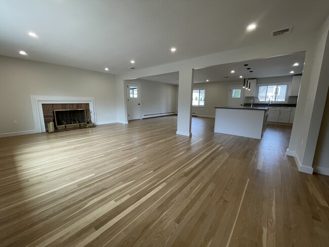 Foto del edificio - 46 Woodcliff Rd