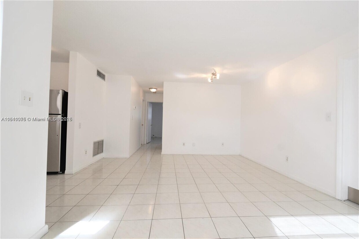 Foto principal - 421 NE 1st St