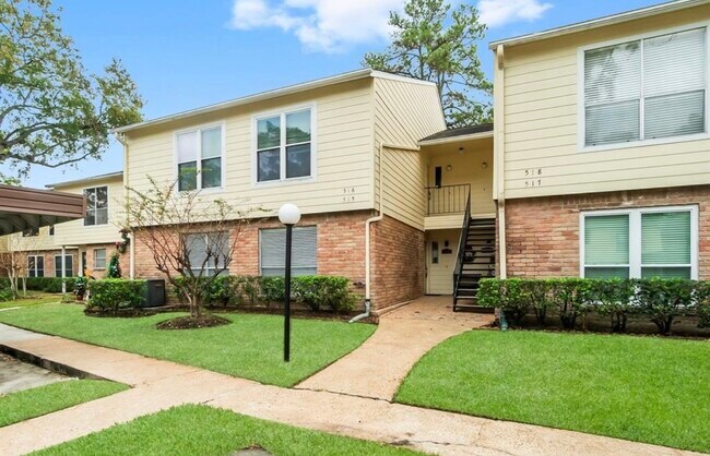 Foto del edificio - 14515 Wunderlich Dr