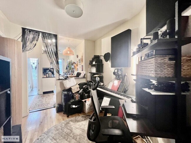 Foto del edificio - 1 bedroom in BROOKLYN NY 11222