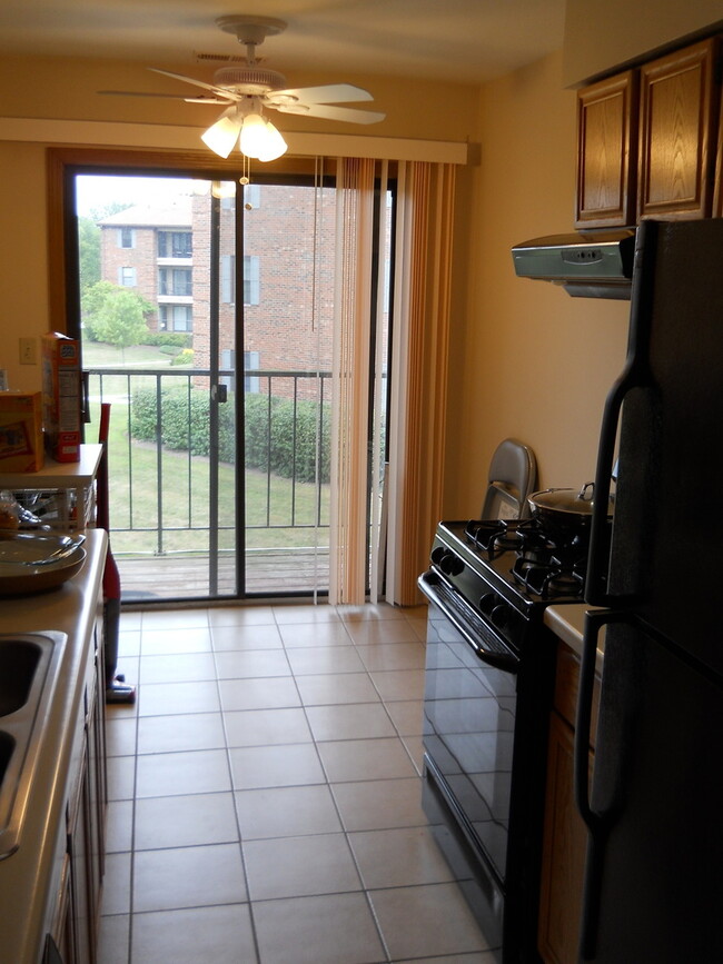 Building Photo - 631 Hapsfield Ln