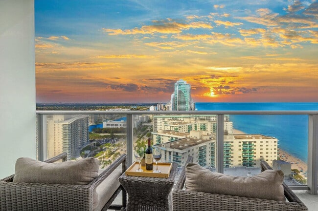 Building Photo - 4111 S Ocean Dr