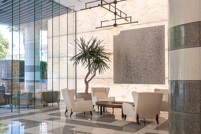 Building Photo - 9000 W 3rd St