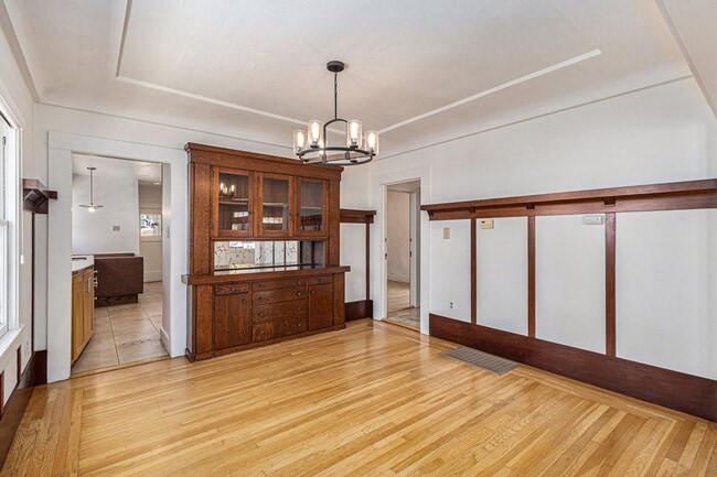 Photo - 1226 Pearl St House